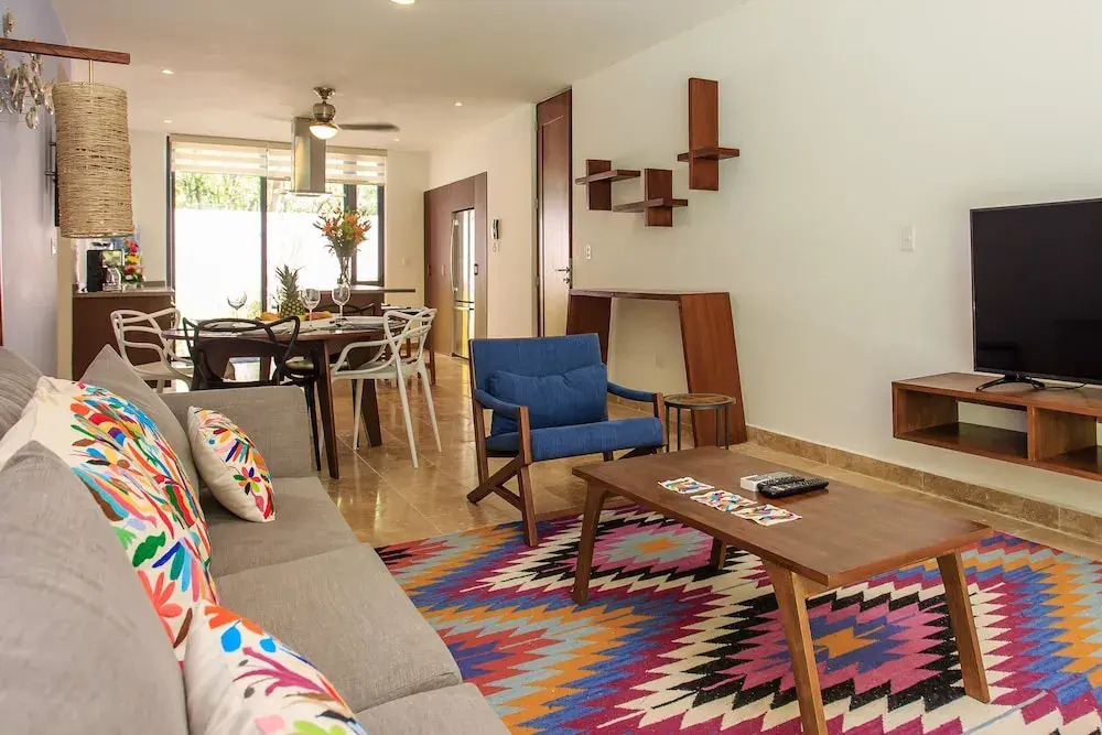 Vibrant Condo in Nature with Pool