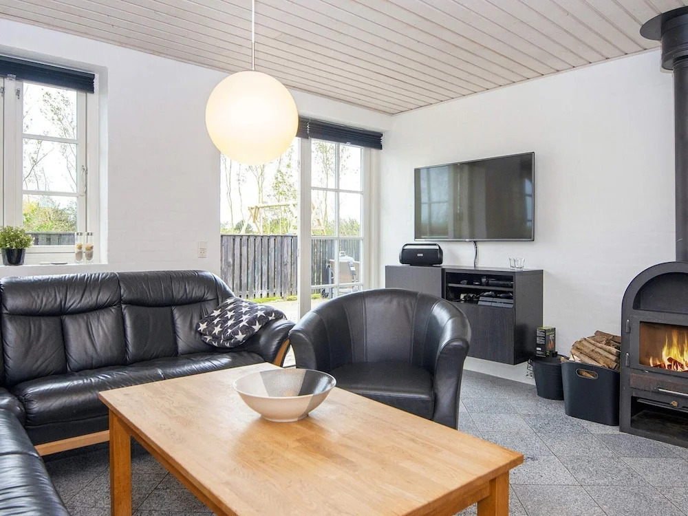 10 Person Holiday Home in Ulfborg