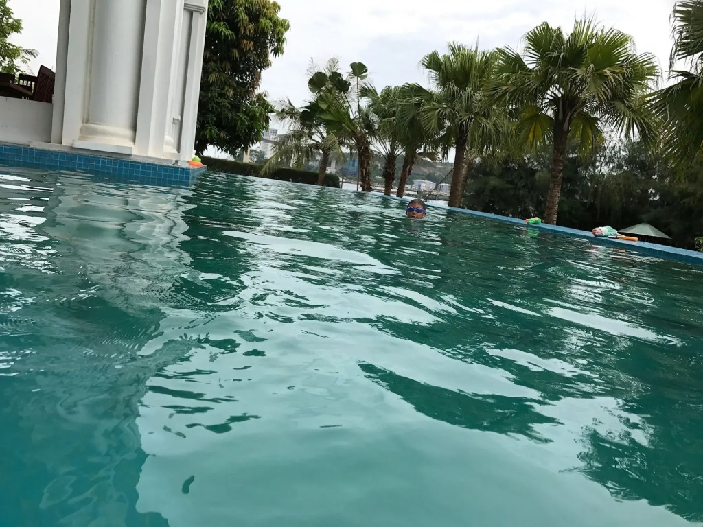 Anh Duong Hotel and Spa