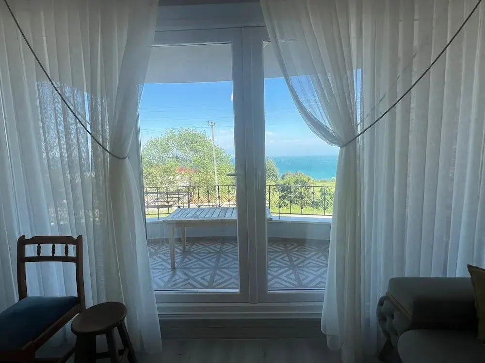 Mavikoy Apart