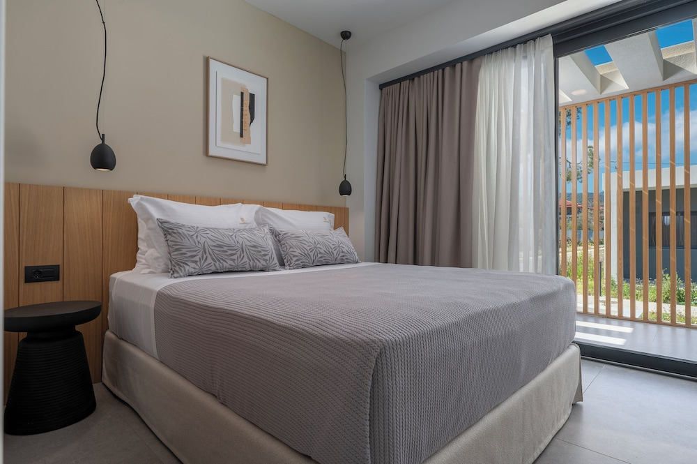 Viridian Exclusive Villas
