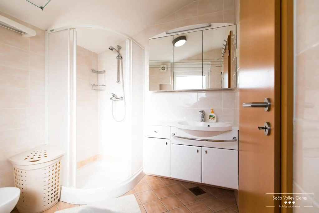 RUBY Apartment Kobarid Private Sauna Retreat