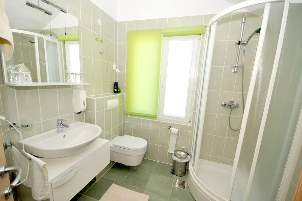 Apartments & Rooms Villa Maslina
