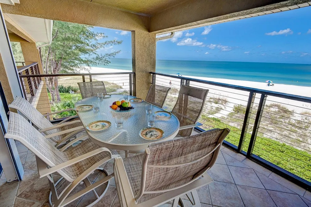 Coastal Sunset of Sunset Cove Apartment 3