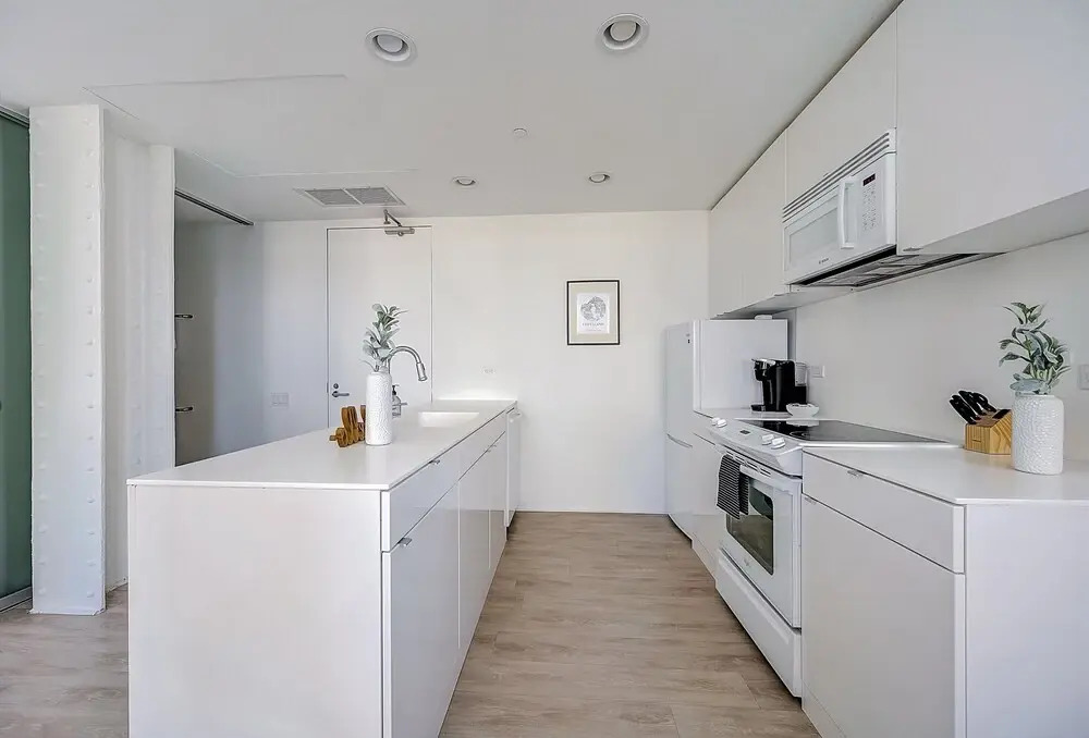 FRONTDESK Lofts at 629 Euclid Downtown Cleveland