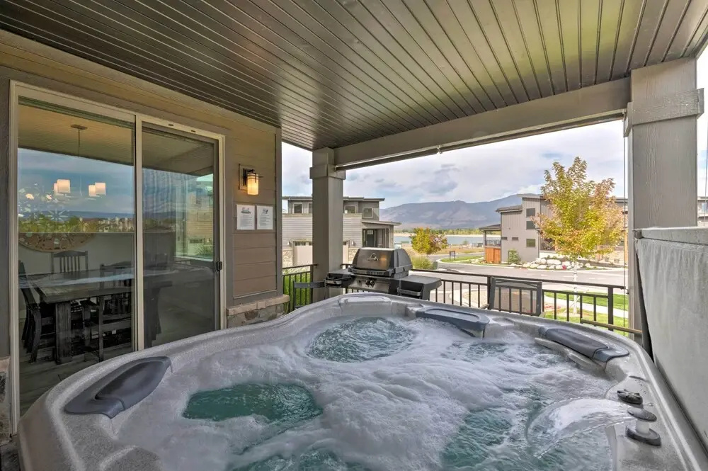 Modern Huntsville Resort Retreat w/ Deck & Hot Tub