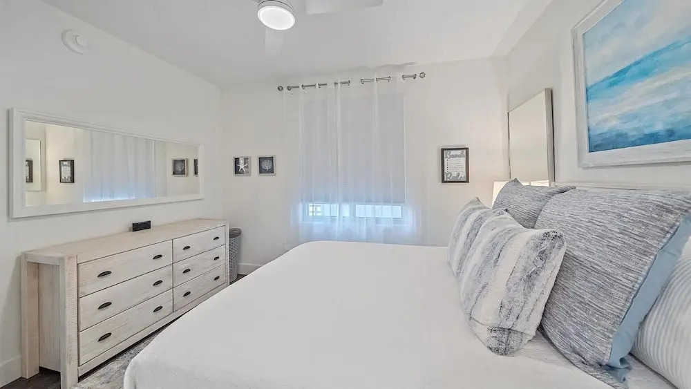 Sunsets At The Strand 1 Bedroom Condo