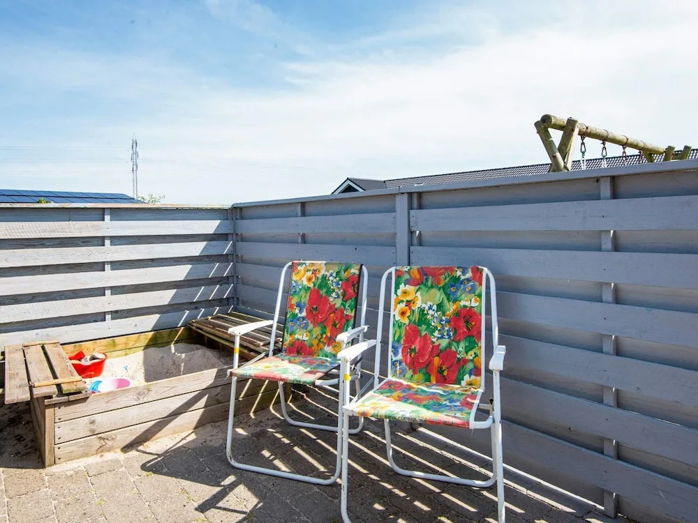 Energy-Efficient Retreat - By Traum Ferienwohnungen
