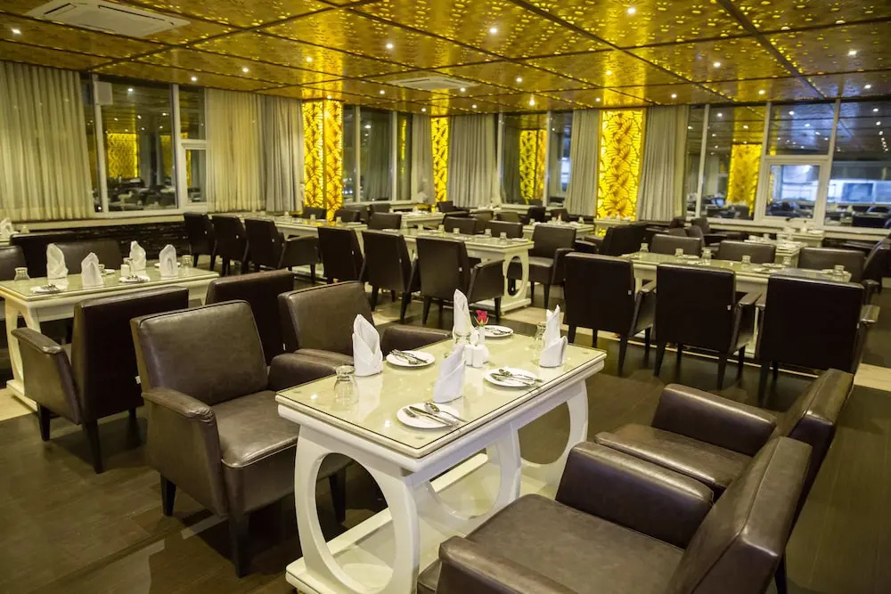 Hotel Benzz Park Vellore