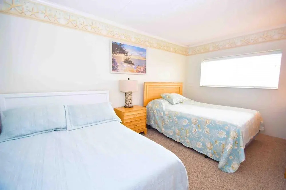 Harbour Island 302l 2 Bedroom Condo