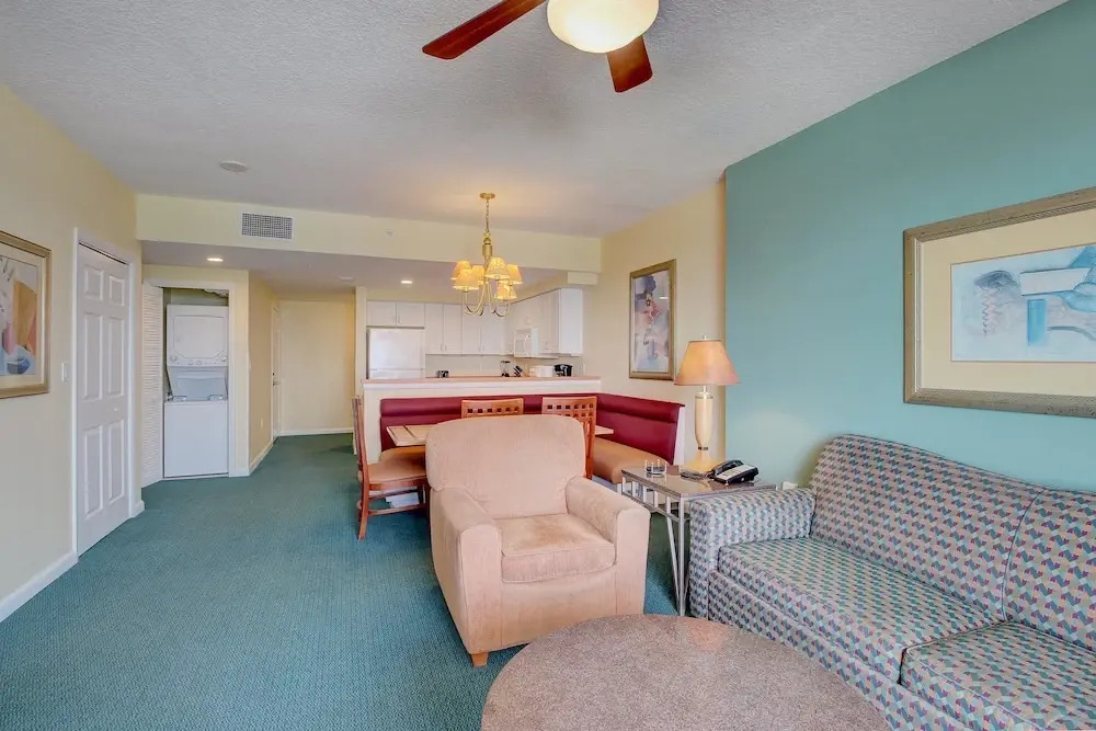 Ocean Walk 2424a