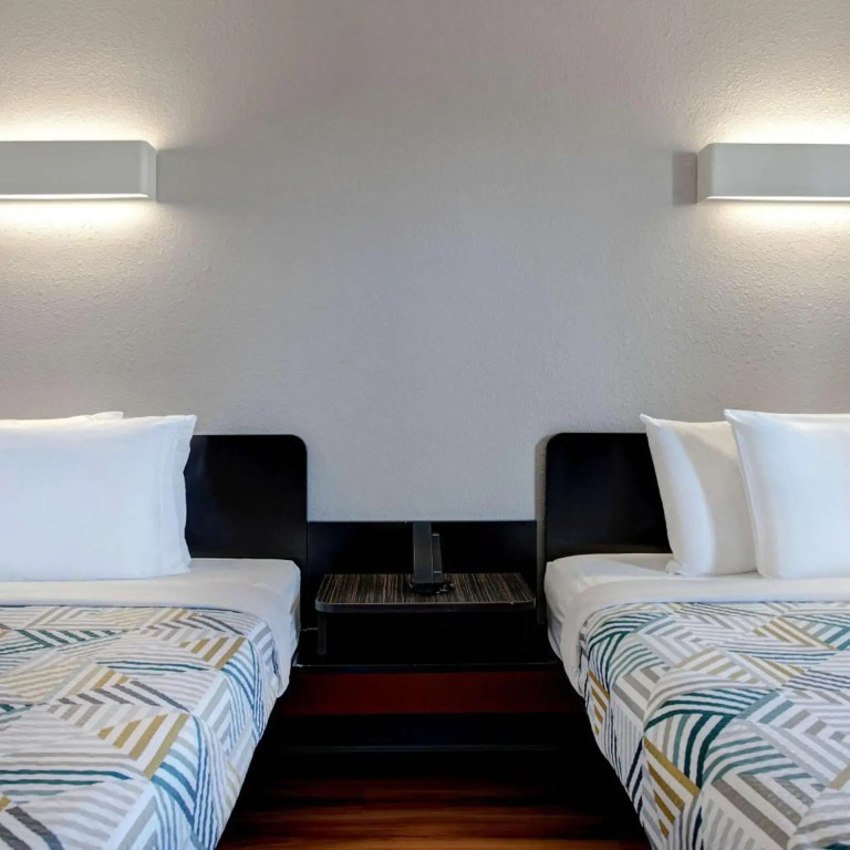 Motel 6-Sulphur Springs, TX