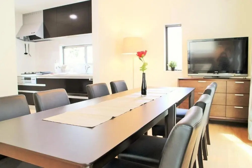 Solomon Guest House