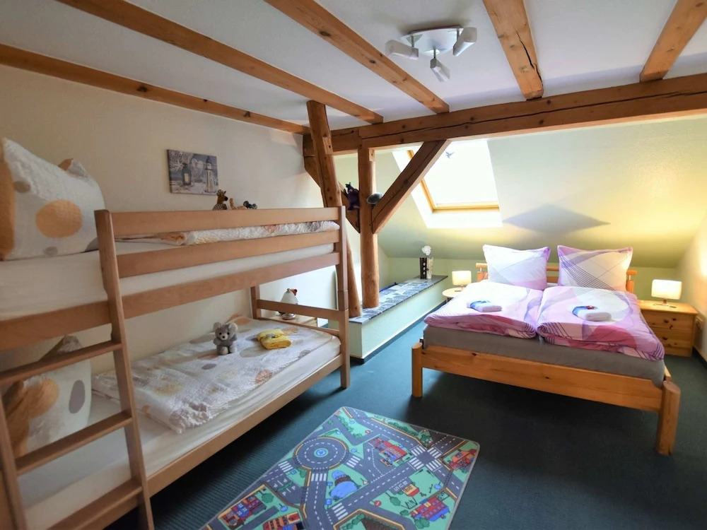 Ferienwohnung in Grundshagen mit Garten
