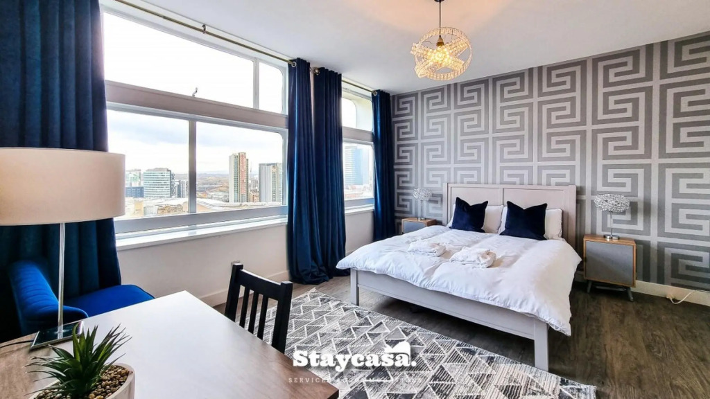 Luxury Spacious City Centre Apartment Amazing View