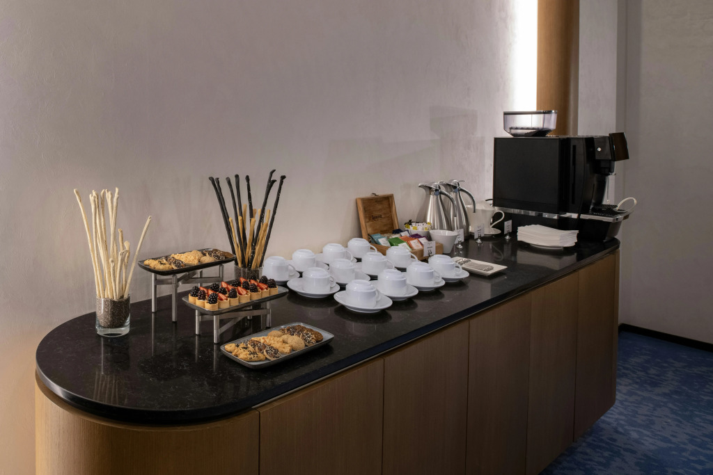 Altunizade Suites Istanbul, Curio Collection By Hilton