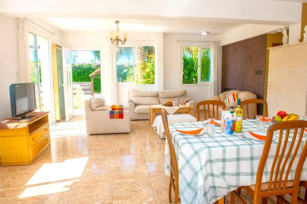 House With 3 Bedrooms in , , With Private Pool, Enclosed Garden and Wifi