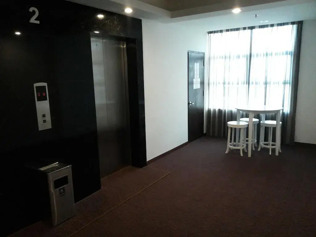 Eminent Hotel