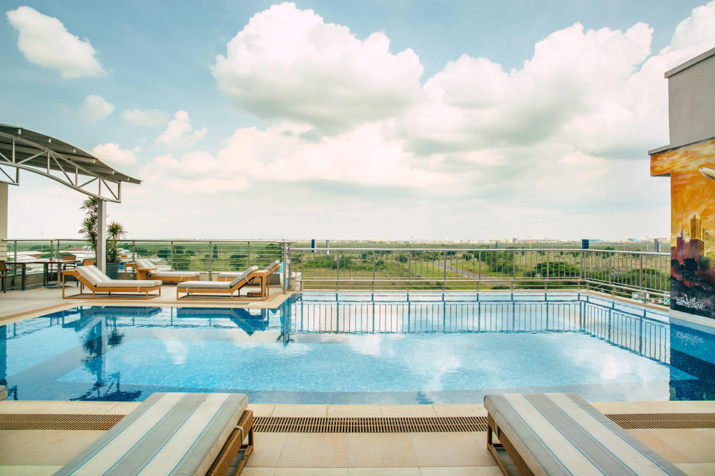 Crowne Plaza Nairobi Airport by IHG