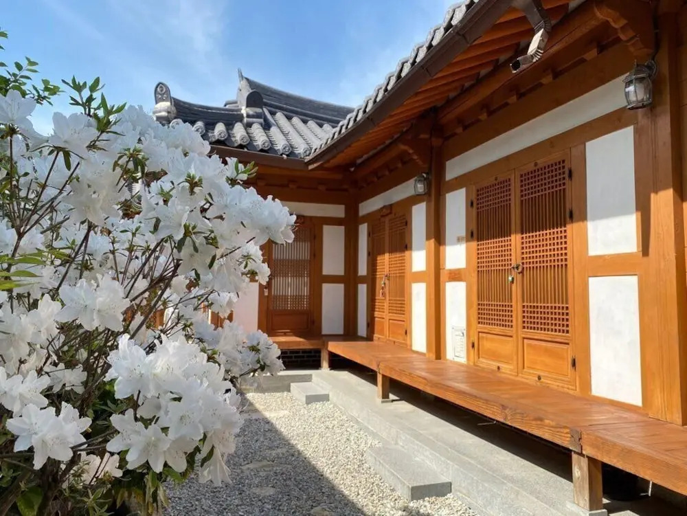Pretty Hanok House