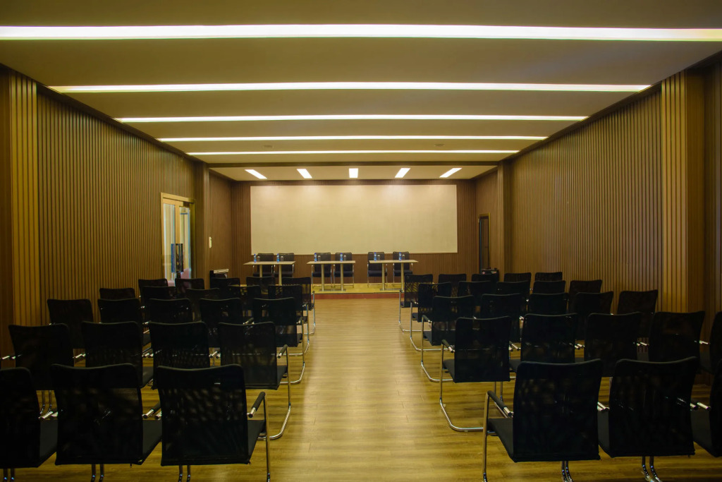 Swiss Lenana Mount Hotel