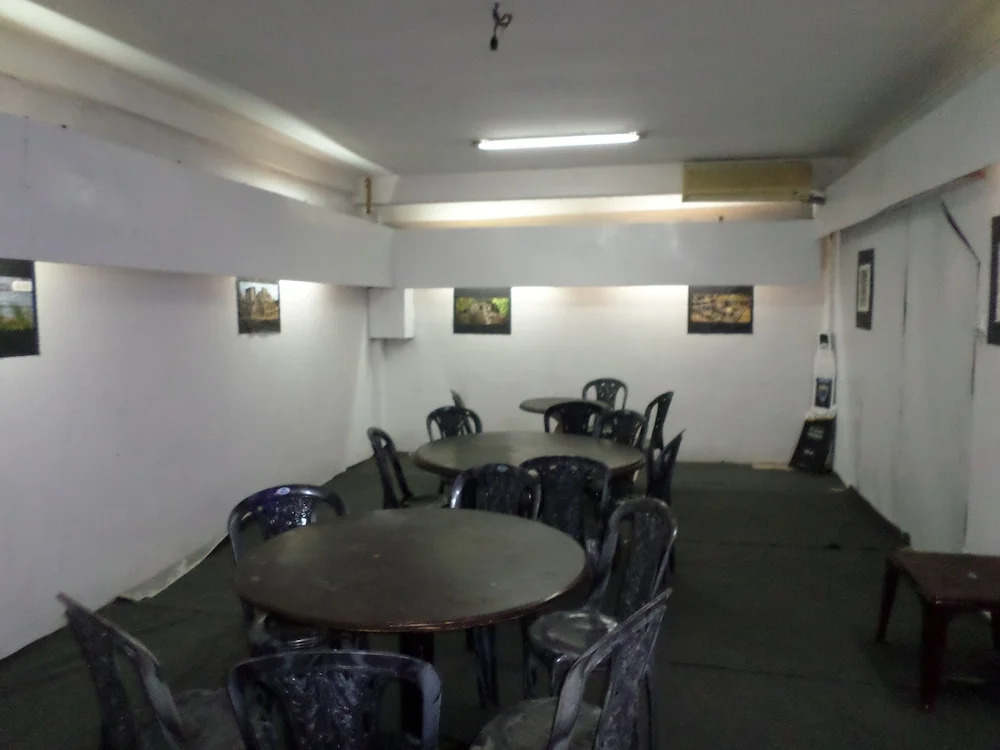 Mount Lanka Hotel & Suites