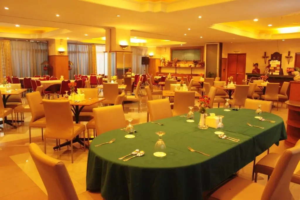 Losari Metro Hotel