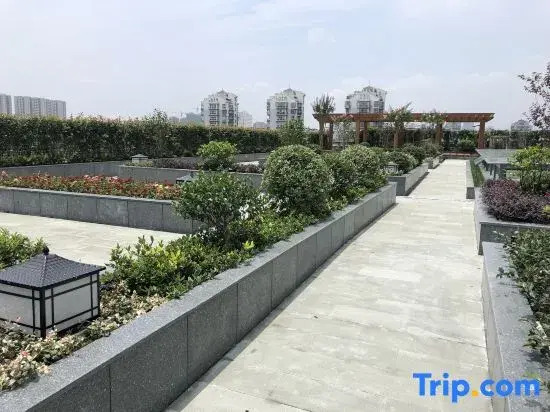 ZTG MingTing ShunChang Hotel
