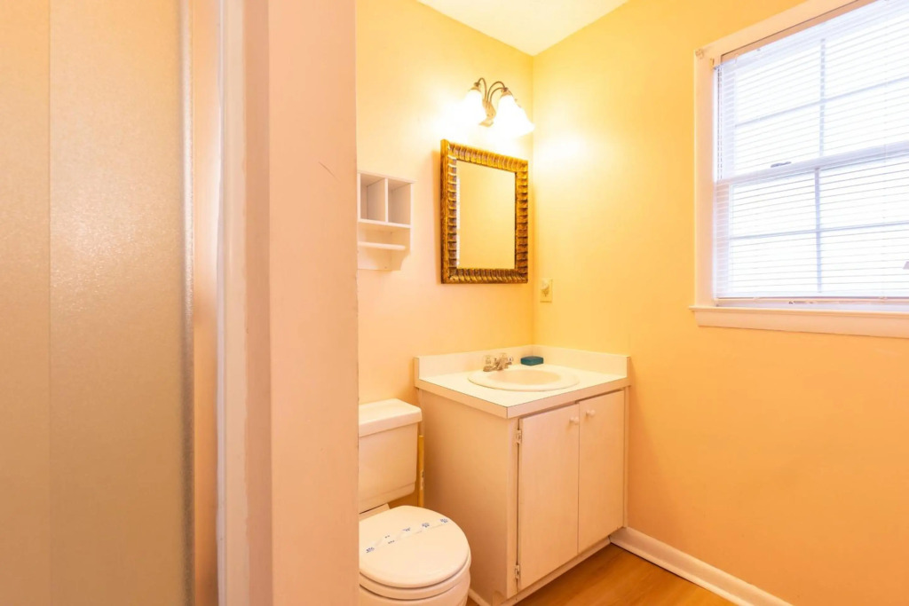 BeachyPeachyKeen by Oak Island Accommodations