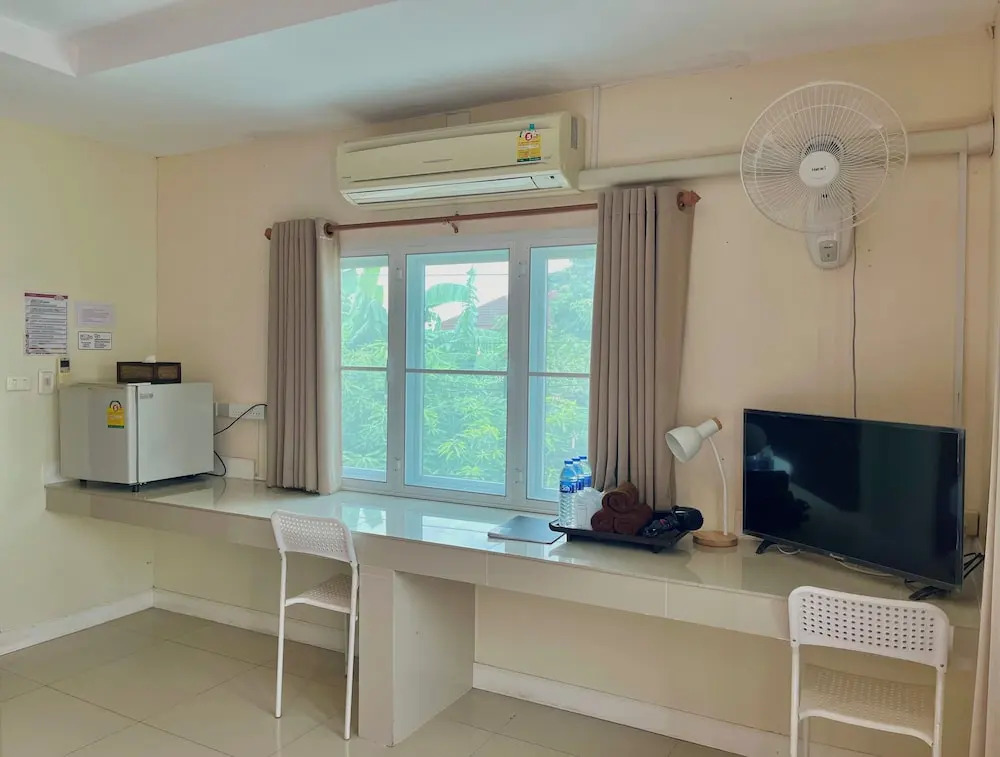 Baan Baramee House