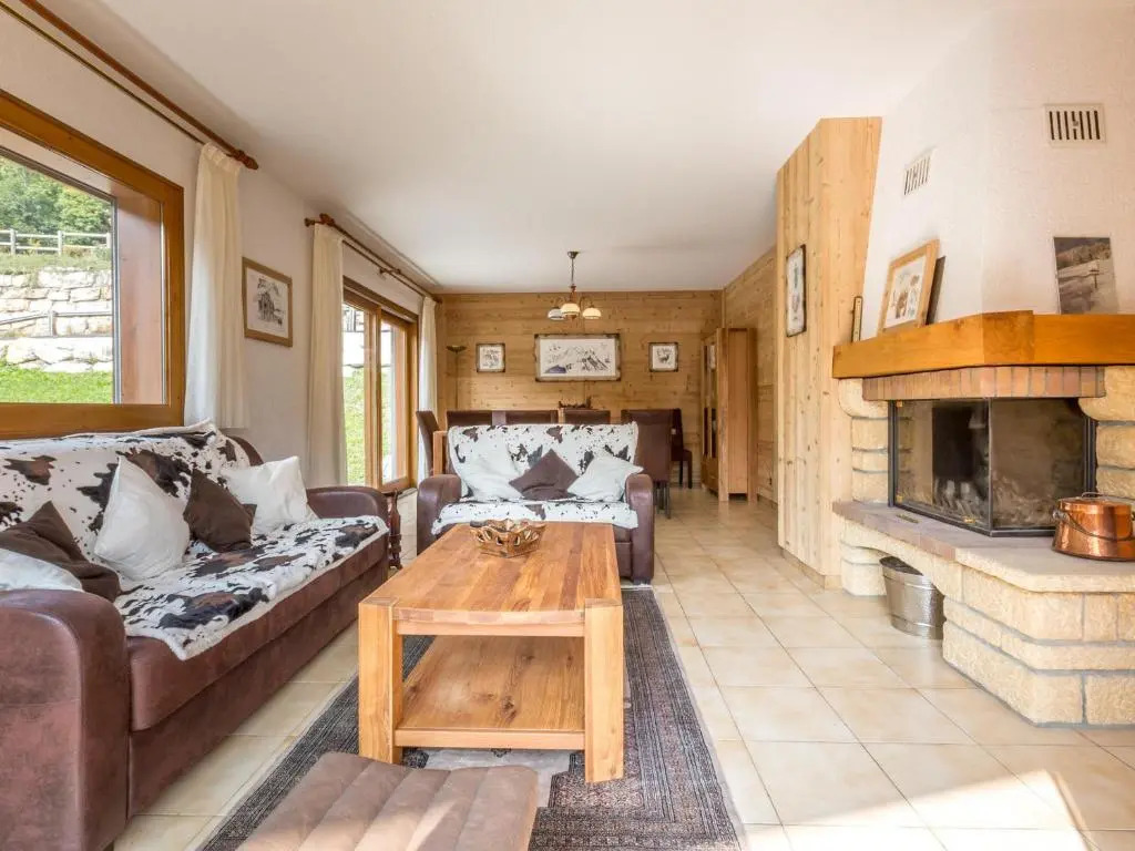 Chalet 4 ch, proche pistes, idéal familles/amis, WIFI - FR-1-437-56