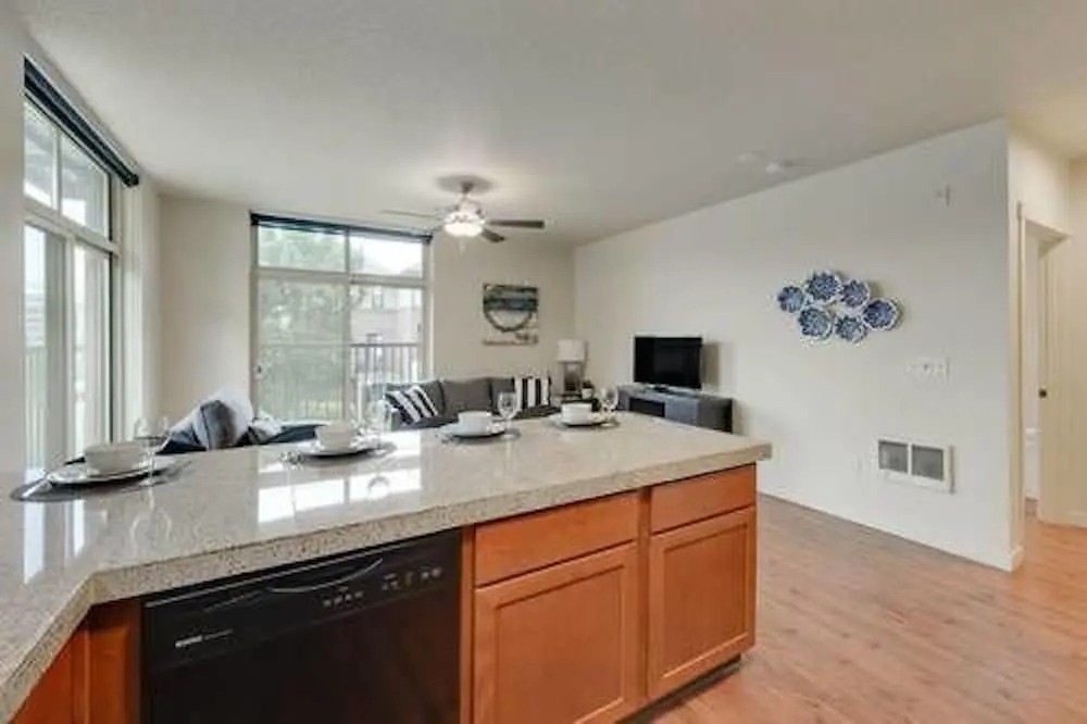 Portland Pettygrove 2BR Corporate Rentals