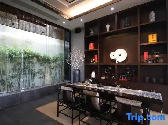 Ruiyuan Boutique Design Holiday Hostel