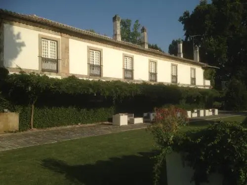 Villa Amarela