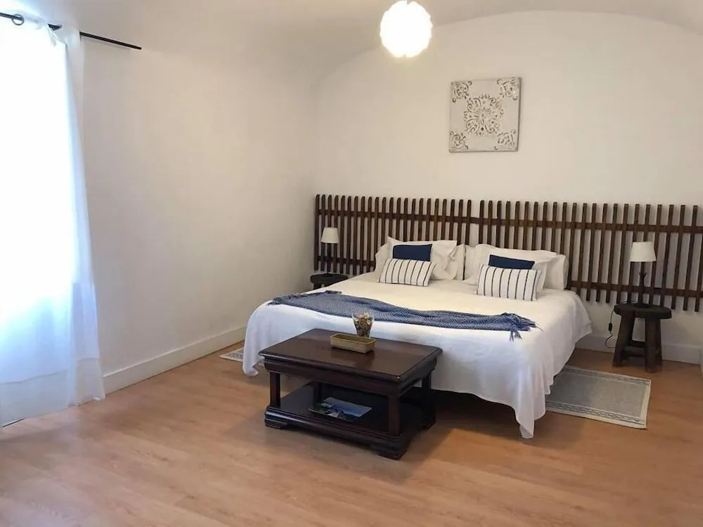 Avis Guesthouse