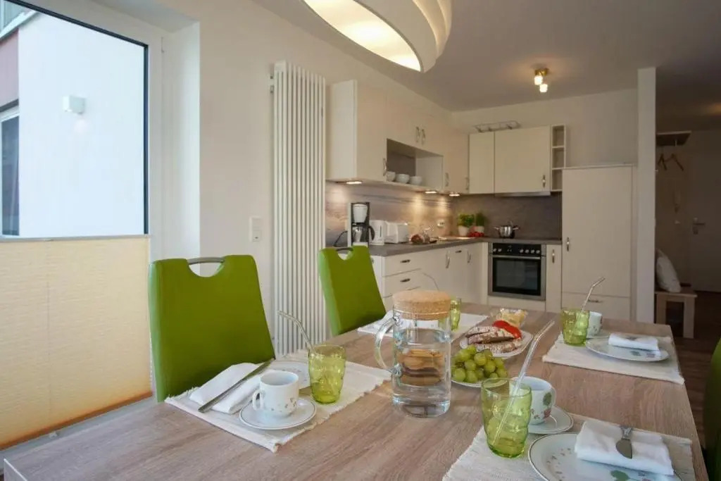 Duenenpark-Heiligenhafen-Haus-Duenengras-Wohnung-11-Duenenlounge