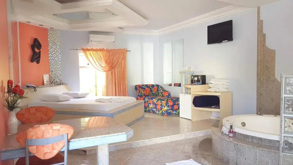Hotel Lacqua Express