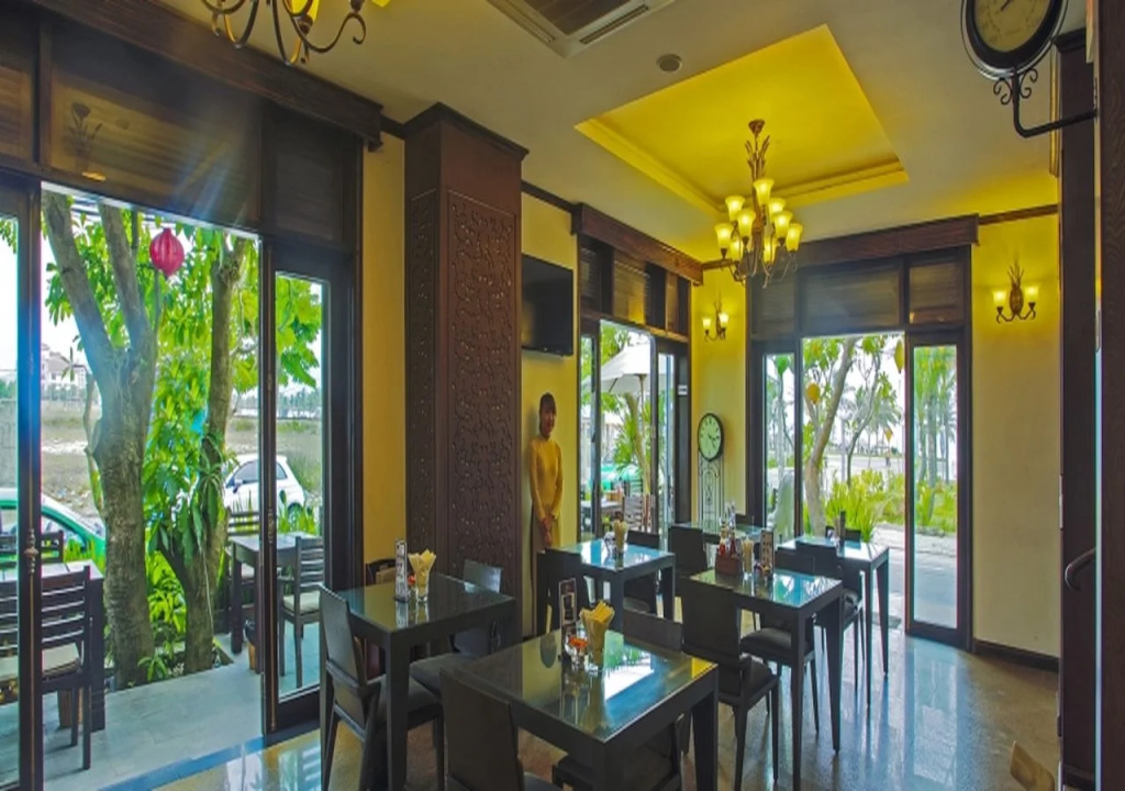 Chu Hotel
