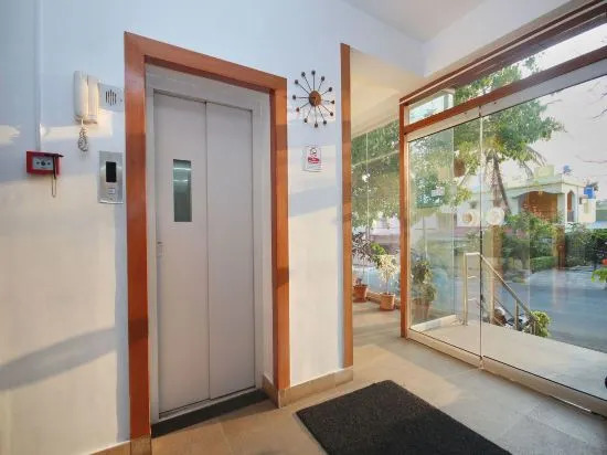 Urban Oasis Compact by OYO Rooms