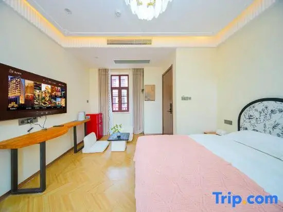 Sanke Bieyuan Homestay (Qingdao Railway Station Catholic Church Branch)