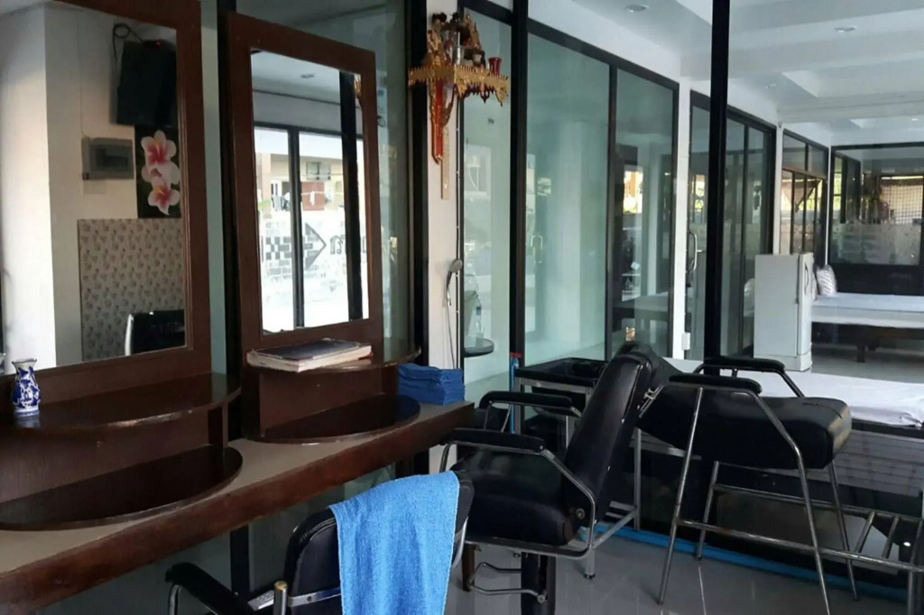 Ruang Thong Residence