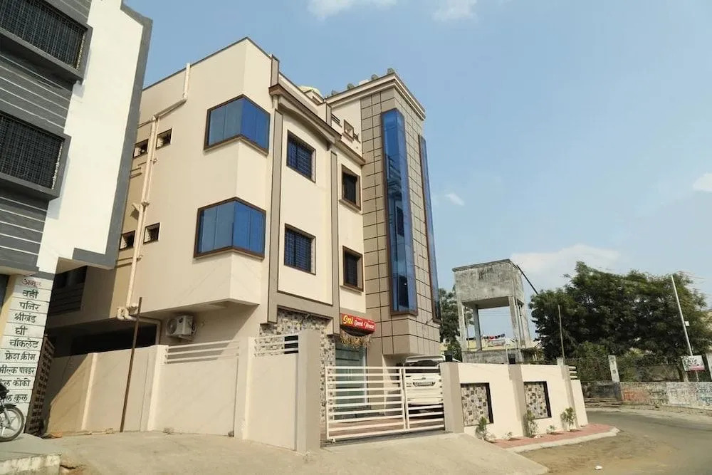 JK Rooms 144 Sai Guest House