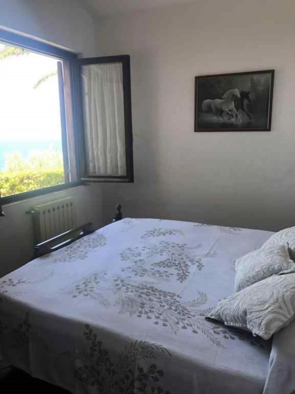 Splendid Villa On the sea-Villa Rosa