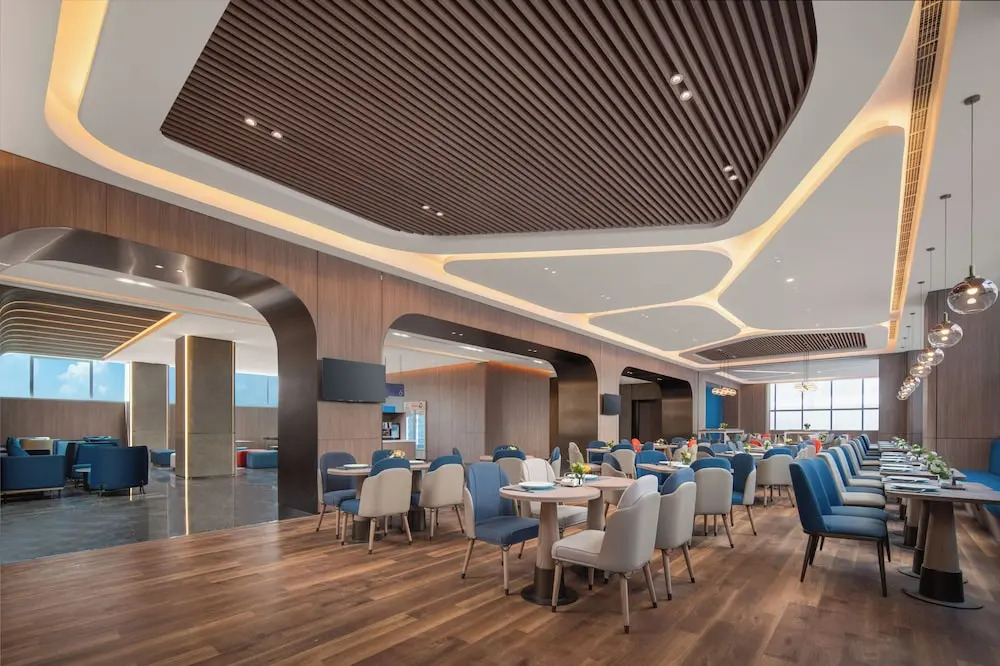 Holiday Inn Express Nanjing Jiangbei Wonhall Mall