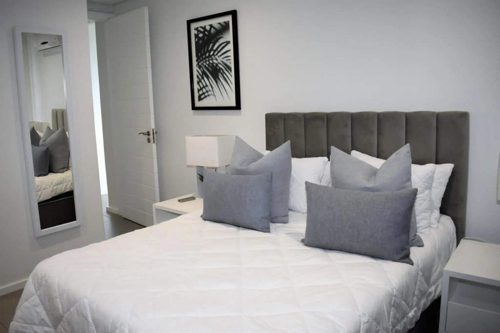 303 Pebble Beach Sibaya