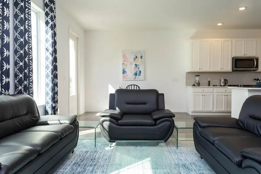 Charming 4Bd Close to Disney Enclave at Festival 696