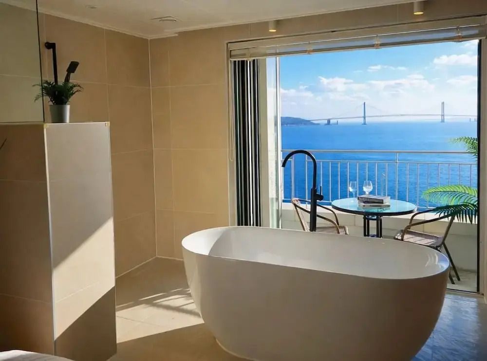 SainTree Hotel
