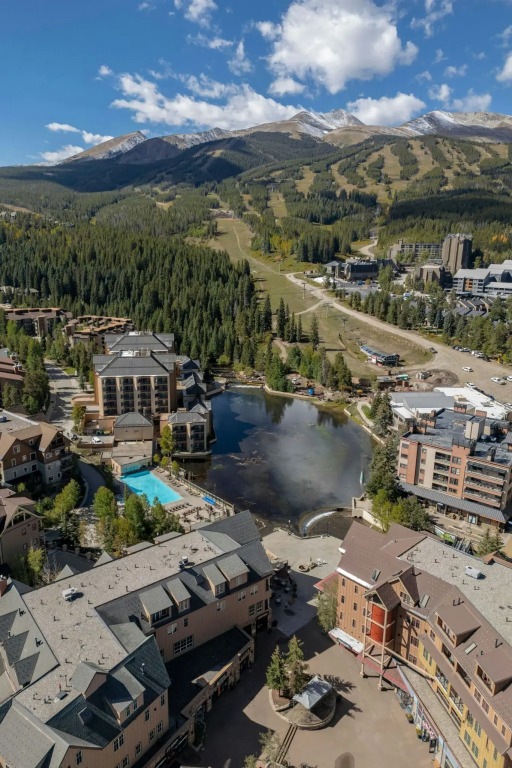 Marriotts Mountain Valley Lodge at Breckenridge