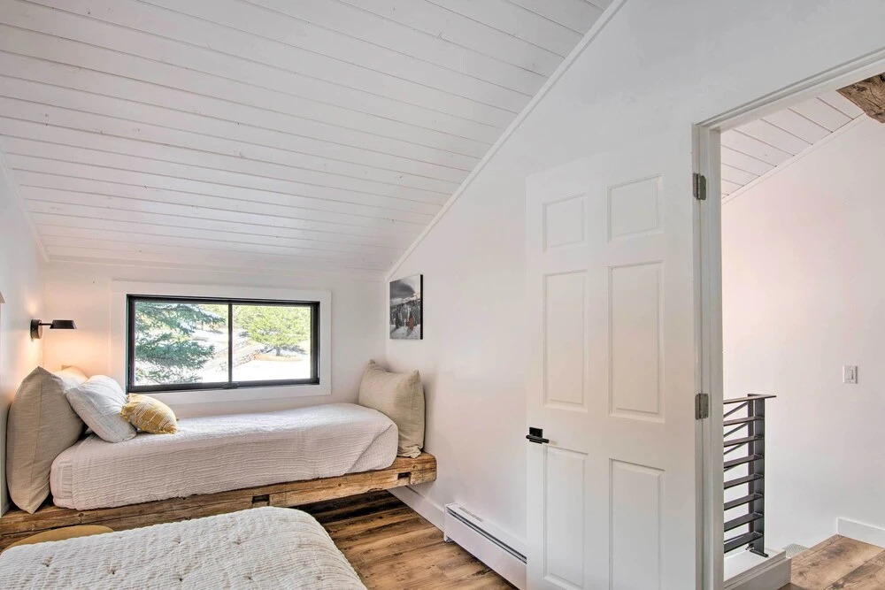Modern Riverfront Home: 6 Mi to Big Sky Town!