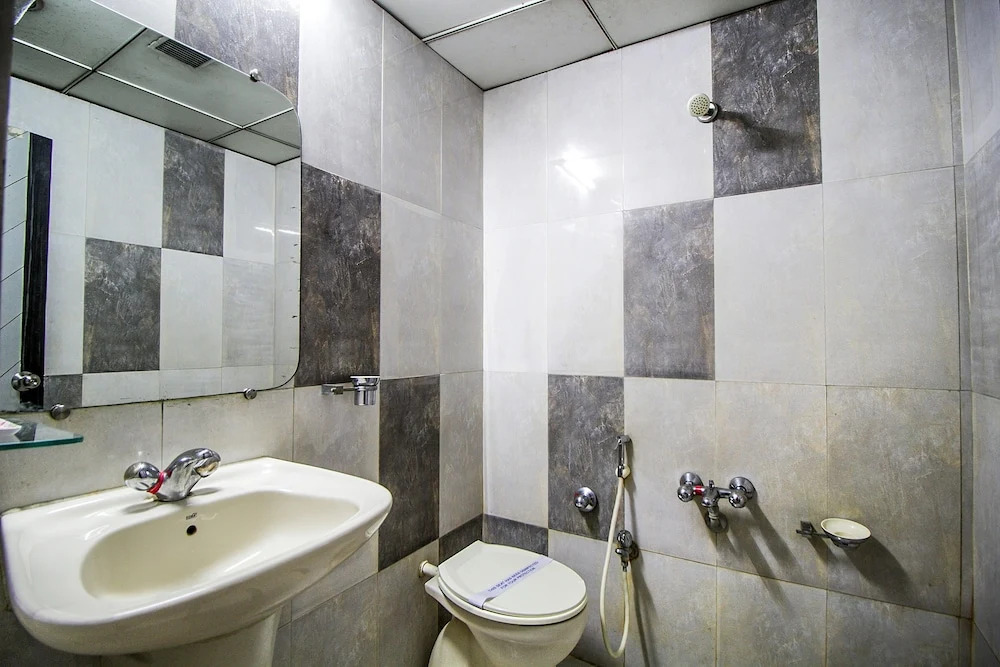 FabHotel Classic Inn Navrangpura